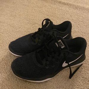 Nike womens size 8 shoes.